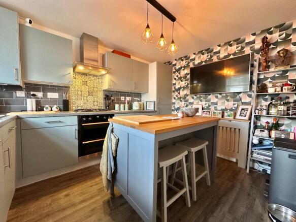 Kingfisher Drive, Lydney photo 4