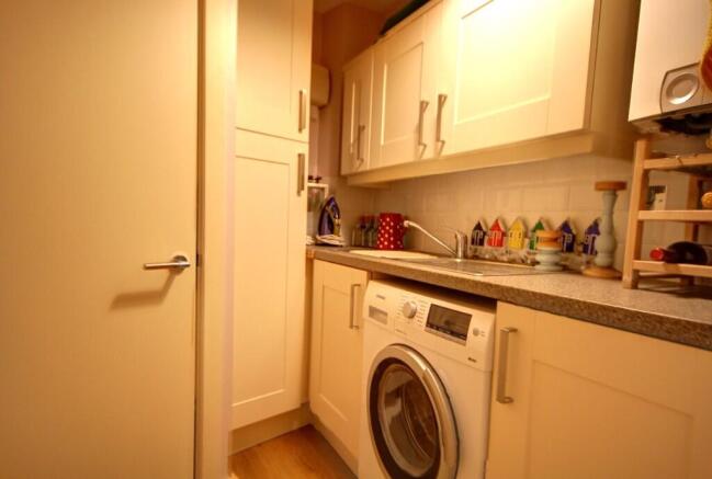 2 bed Cottage for sale Image 11