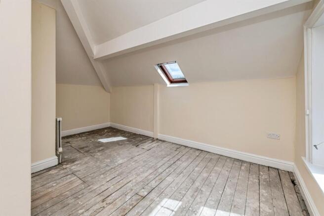 7 bed End of Terrace for sale Image 11