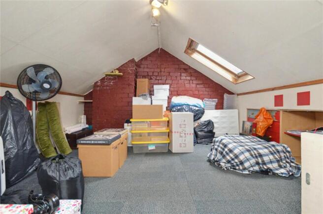 3 bed Semi-Detached for sale Image 11