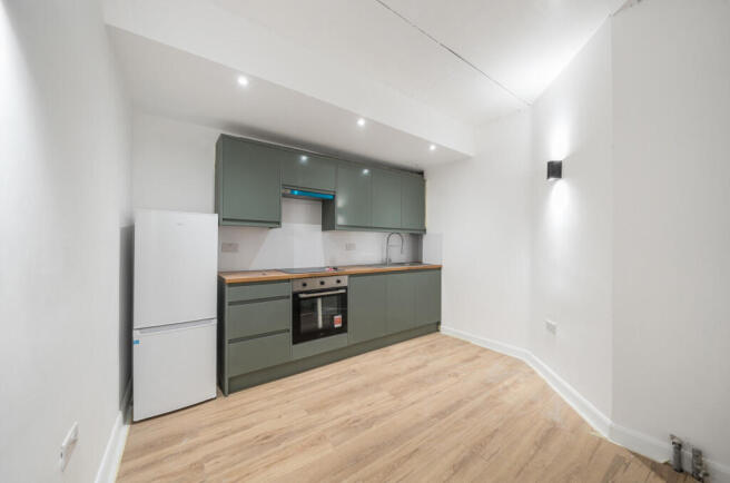 1388843-3-693bd55...