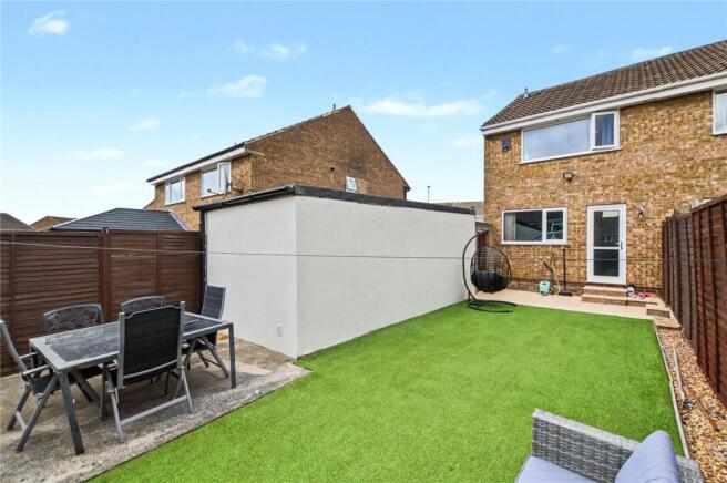 2 bed Semi-Detached for sale Image 10