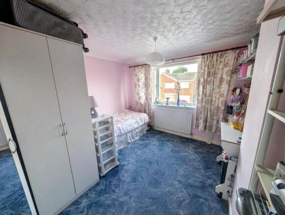 3 bed Semi-Detached for sale Image 10