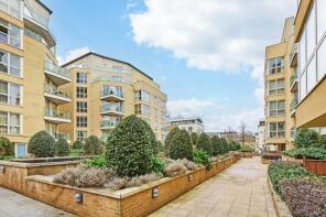 331, Eden House, Water Gardens Square, London SE16 6RH