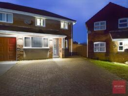 4, Elm Crescent, Penllergaer, Swansea SA4 9ZT