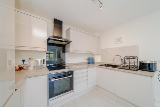 Kitchen/Lounge/Dining Area