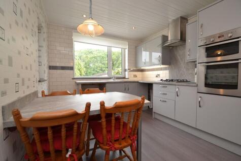 Leeds Road, Thackley,