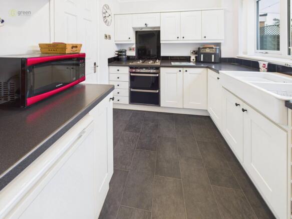 cam04425g0pr0324still004