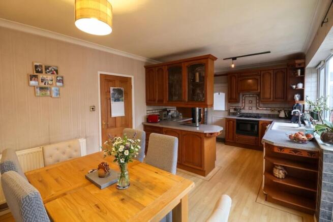 Kitchen diner