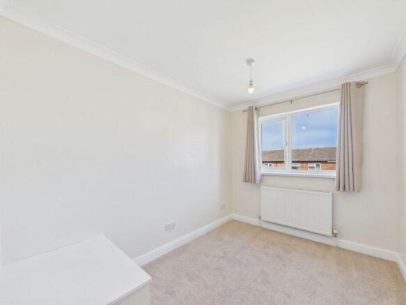 3 bed Terraced for sale Image 8
