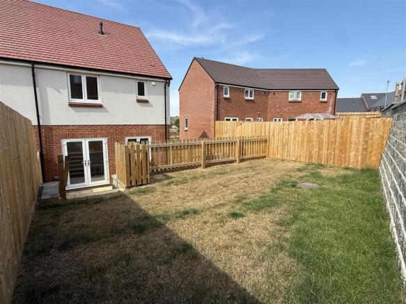 Plot 449 garden 1.jpeg