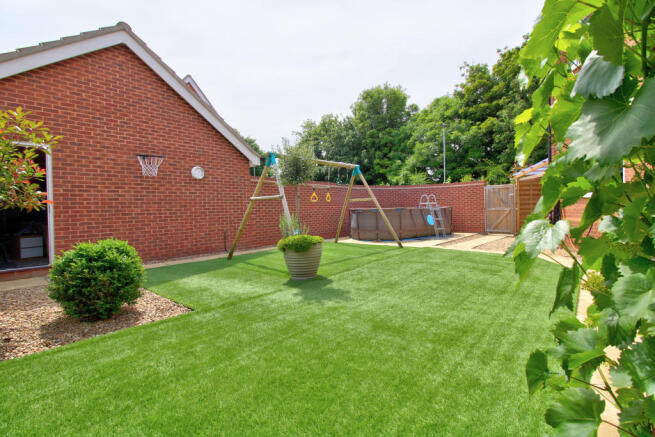 Garden1b