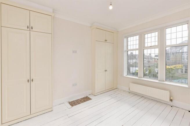 4 bed Semi-Detached for sale Image 12