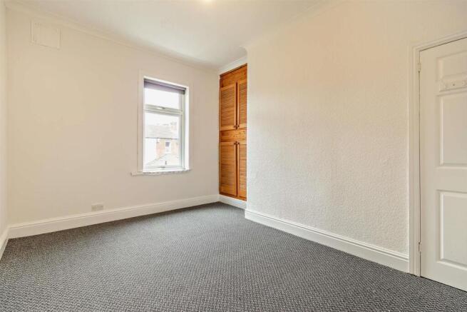2 bed House for sale Image 6