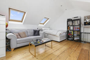 Flat 4, 80, Gillespie Road, London N5 1LN