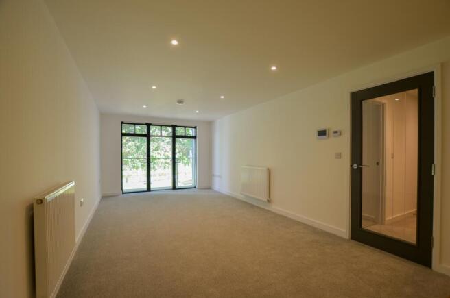 To Book A Viewing Call TPS Lostwithiel on 01208 87