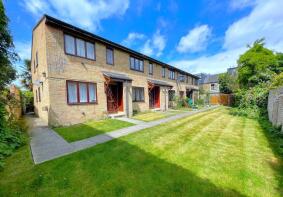 12, Wilfred Owen Close, Colliers Wood, London SW19 8SW