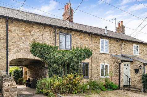 College Square, Upper Heyford, OX25