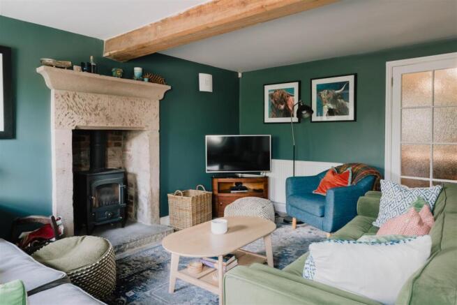 Living Room.jpg