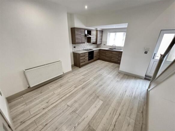 Open Plan Kitchen and Dining Room