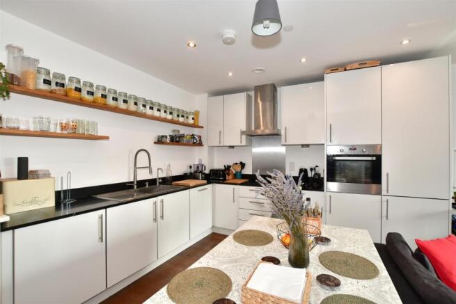 Kitchen/Living Area