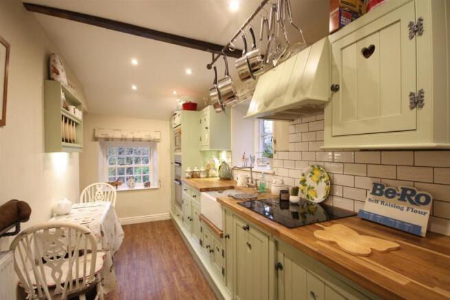 Ivy Cottage - Kitchen pt3.JPG
