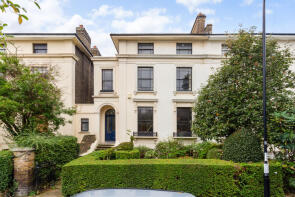 166, Lewisham Way, London SE4 1UU