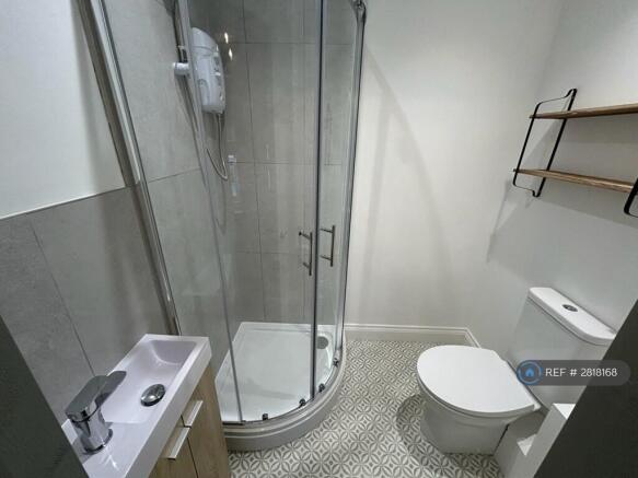 Ensuite/Bathroom