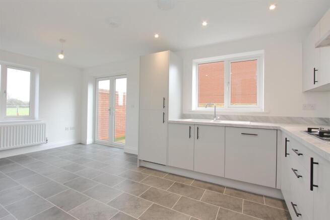 8 Bodenham Lane (13).JPG
