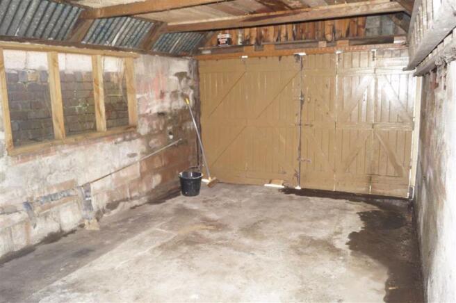 GARAGE