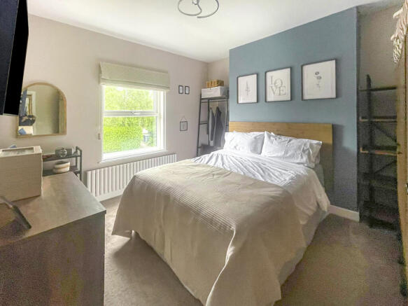 3 bed Semi-Detached for sale Image 11