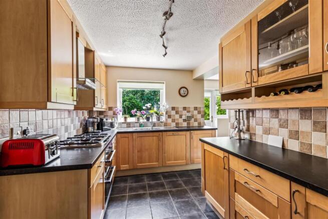 Kitchen.jpg