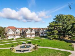 11b, Thomas Barnardo Way, Barkingside, Ilford IG6 1FY