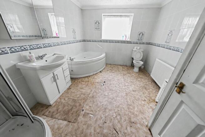 Bryn Terrace, Cwmdare, Aberdare photo 4