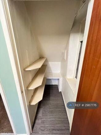 3 bed Semi-Detached to rent Image 6