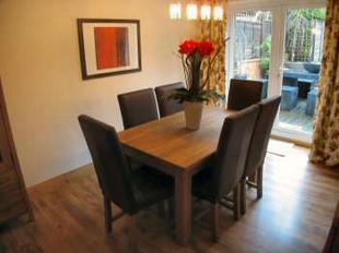 DINING ROOM 13'2 x 9'