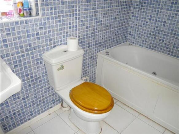 Photo 11