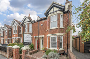 39, Charlton Road, Southampton SO15 5FL