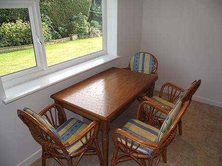 kitchen/breakfast