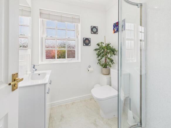 3 bed Town House for sale Image 12