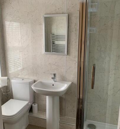 4 bed House Share to rent Image 8