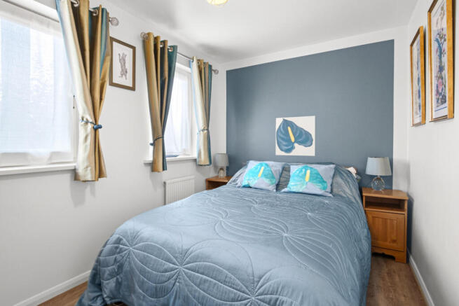 4 bed Detached for sale Image 12