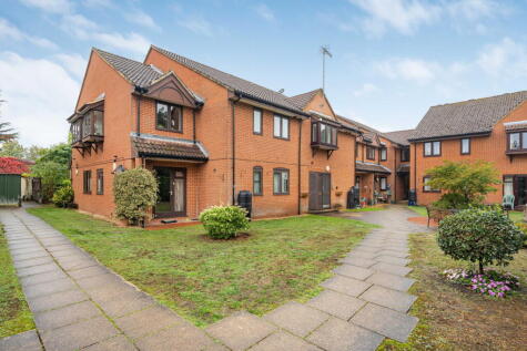 Eastwood Lodge, Eastwood Road, Bramley, Guildford, GU5 0EL