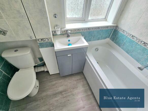 Family Bathroom Suite