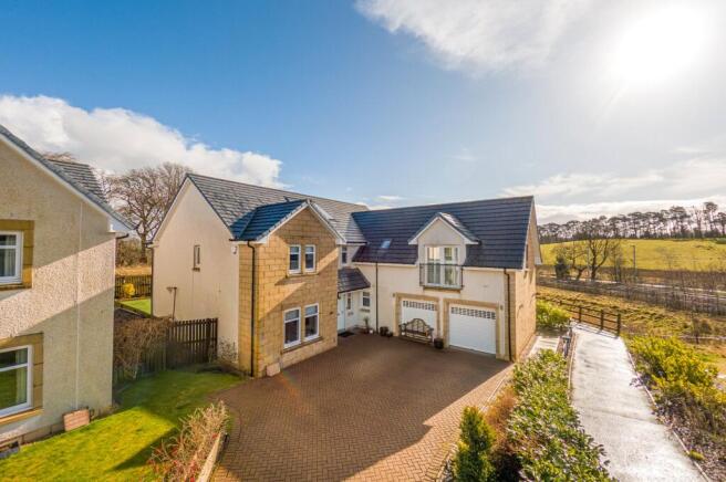 Hillfield Drive, Newton Mearns, Glasgow, East Renfrewshire photo 4