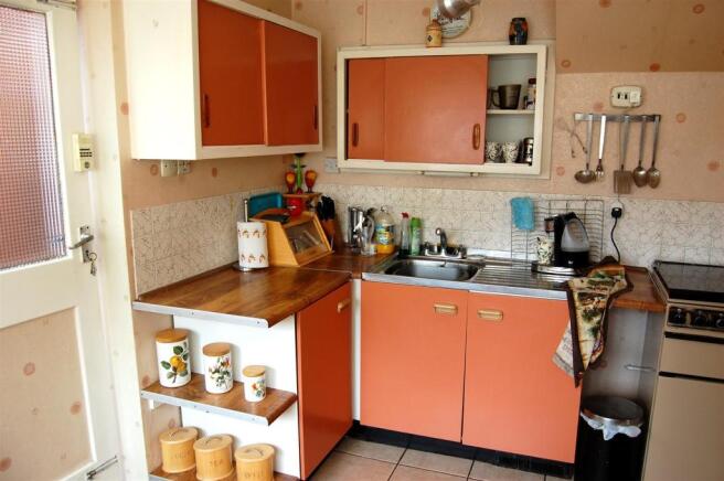 BREAKFAST KITCHEN