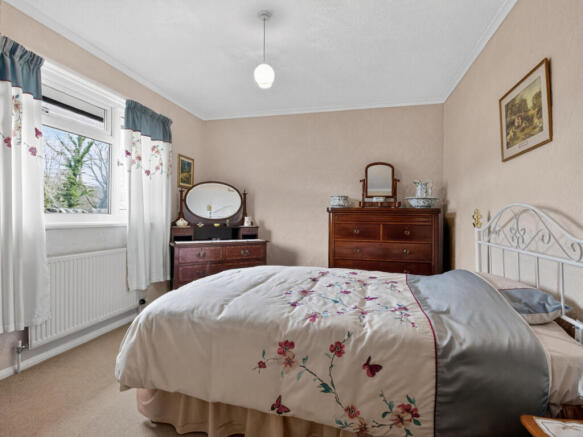 3 bed Bungalow for sale Image 8