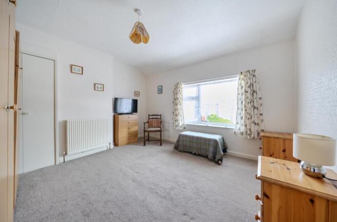 3 bed Terraced for sale Image 10