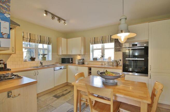 Kitchen/Breakf...