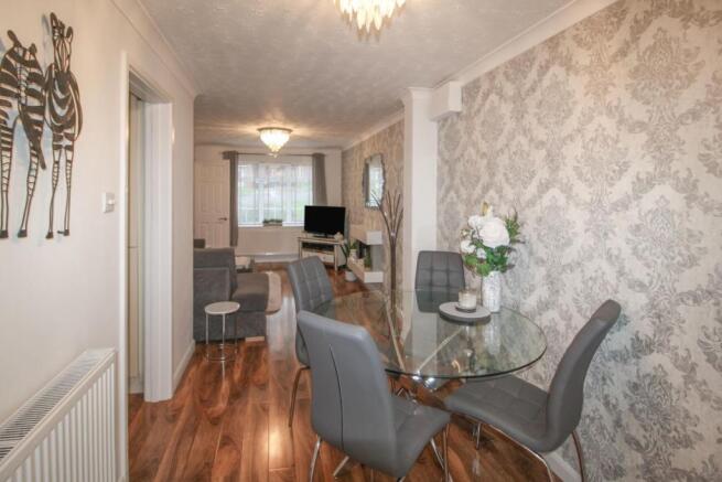 Lounge/Dining Room